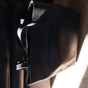 Large front pocket tote